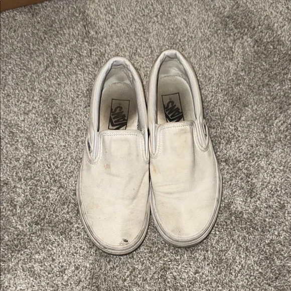 Vans Classic White Slip-On Shoes - Picture 1 of 2